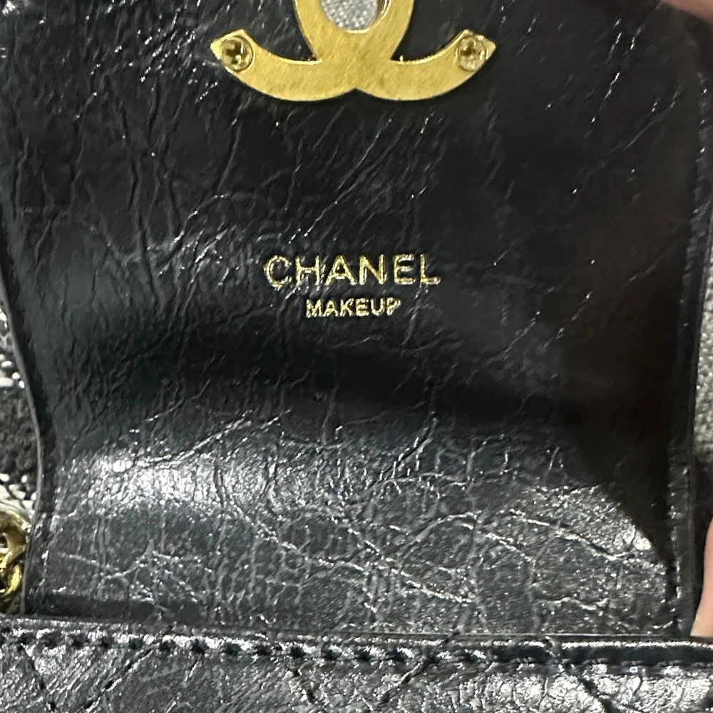 Chanel Black Quilted Leather Pouch with Gold Chain - Picture 5 of 6